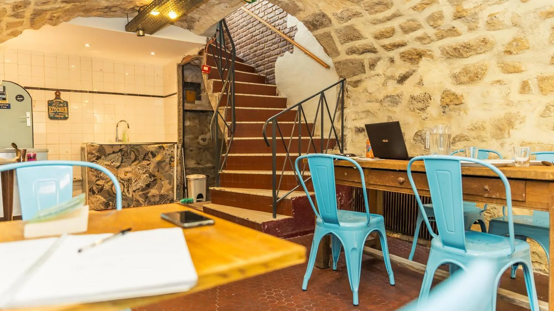 Auberge de jeunesse Young And Happy Latin Quarter By Hiphophostels