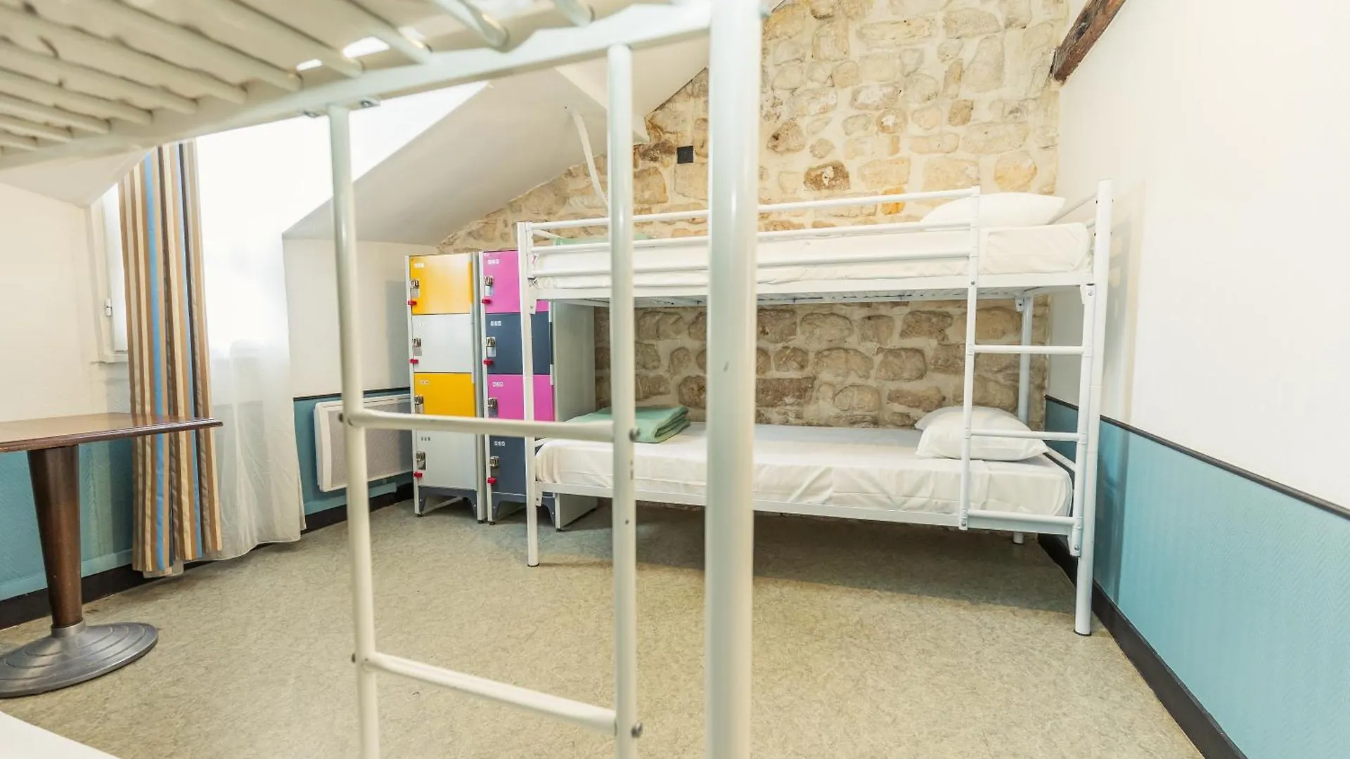 Young And Happy Latin Quarter By Hiphophostels Hostel Paris