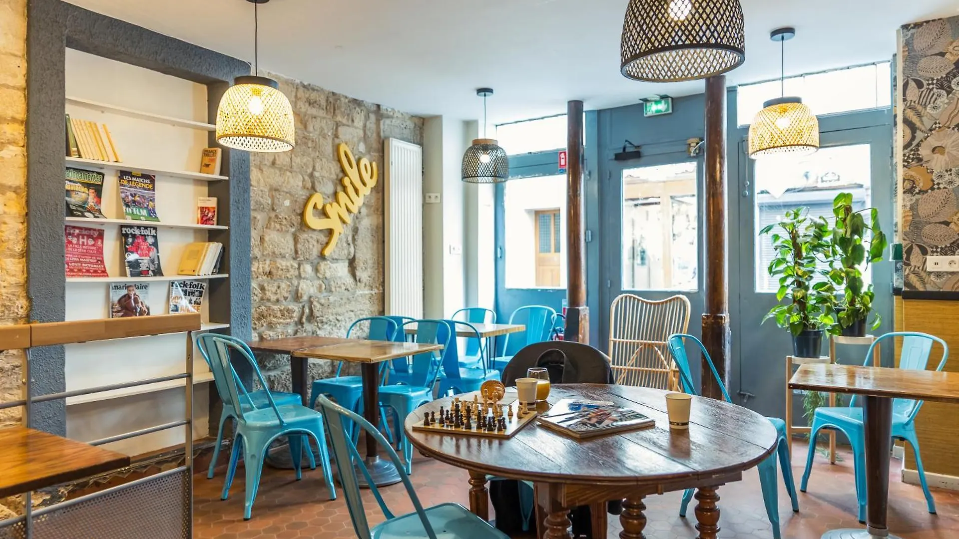 Young And Happy Latin Quarter By Hiphophostels Hostel