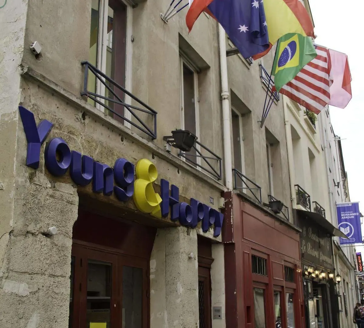 Hostel Young And Happy Latin Quarter By Hiphophostels *